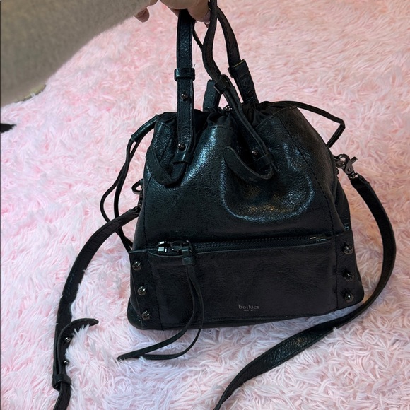 Botkier Handbags - Botkier New York black crossbody bag